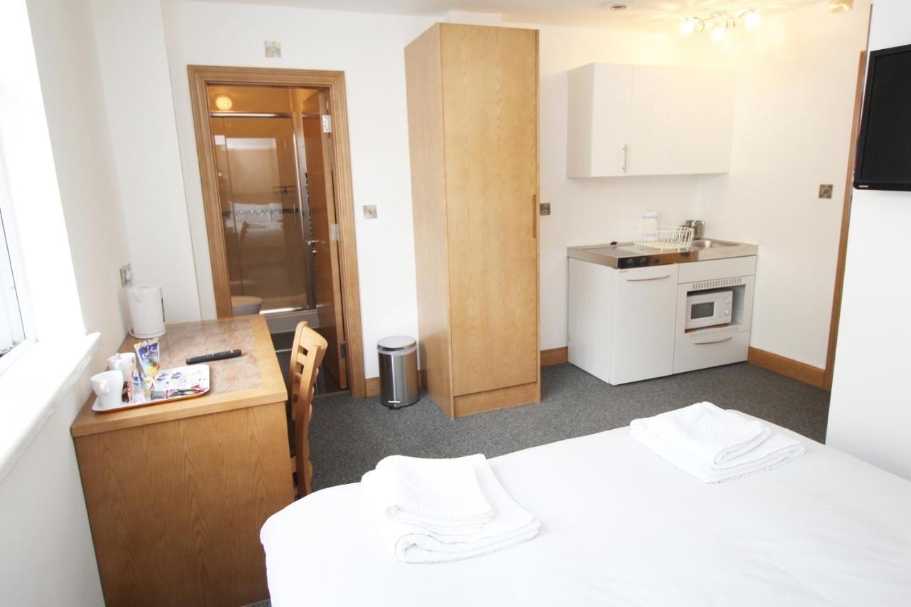 Flexistay Aparthotel Sutton Sutton  Extérieur photo