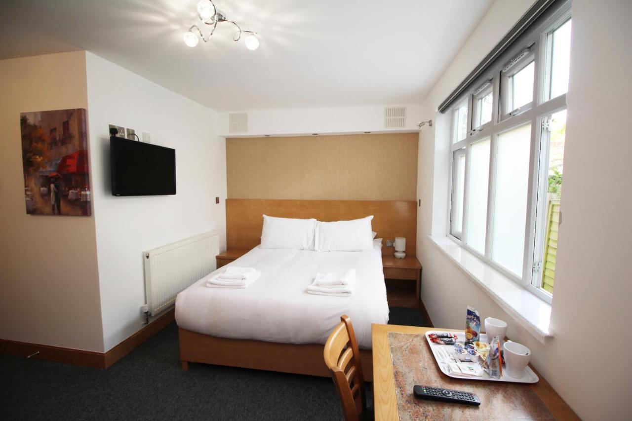 Flexistay Aparthotel Sutton Sutton  Extérieur photo