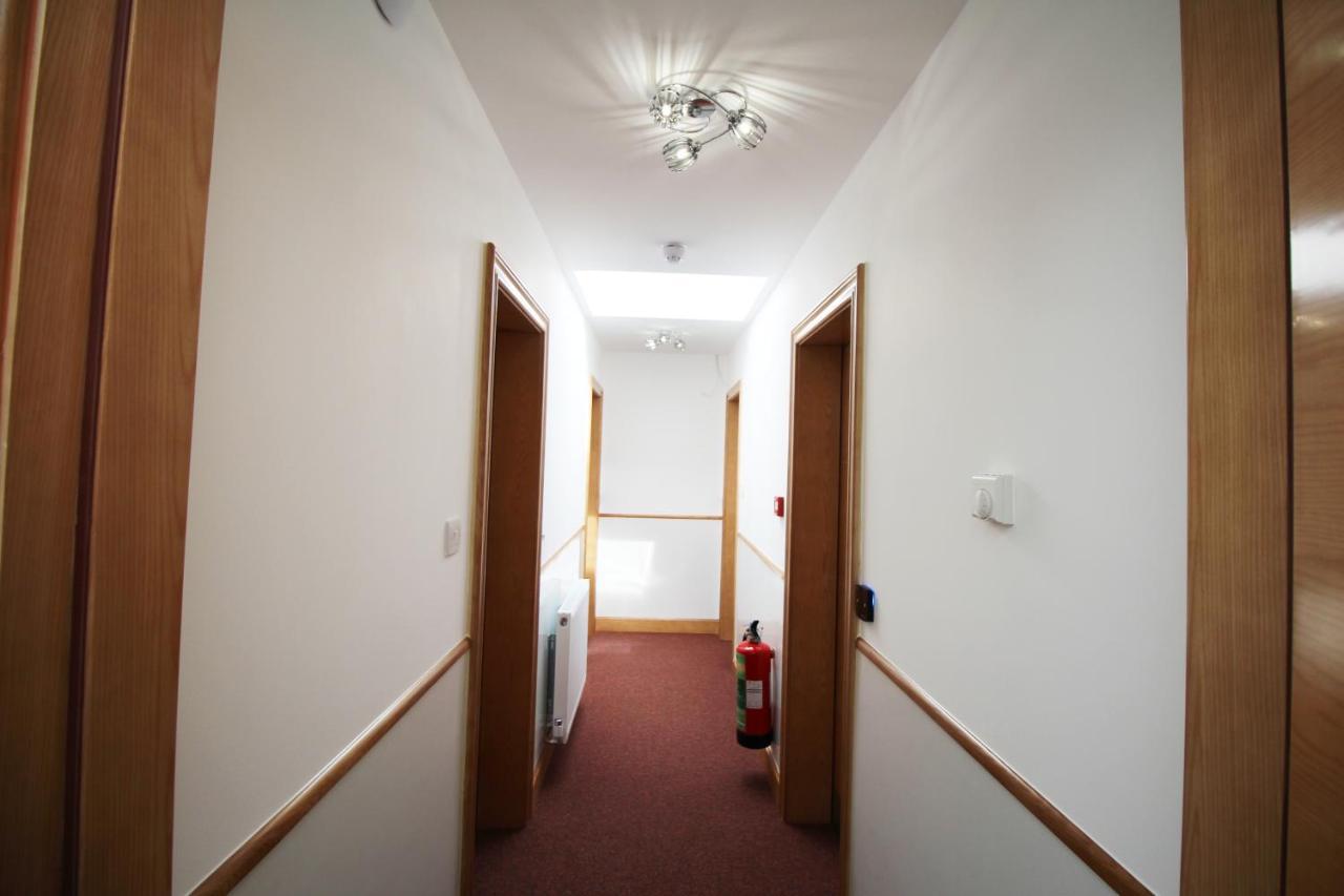 Flexistay Aparthotel Sutton Sutton  Extérieur photo